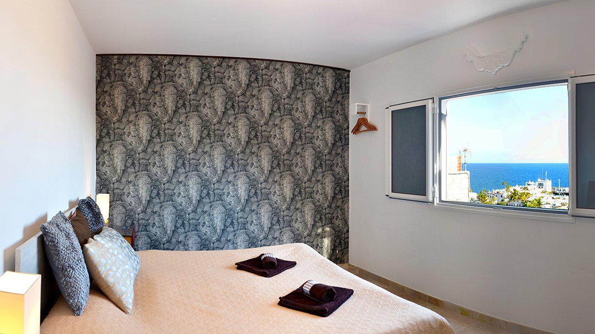 Ocean Room — photo 009