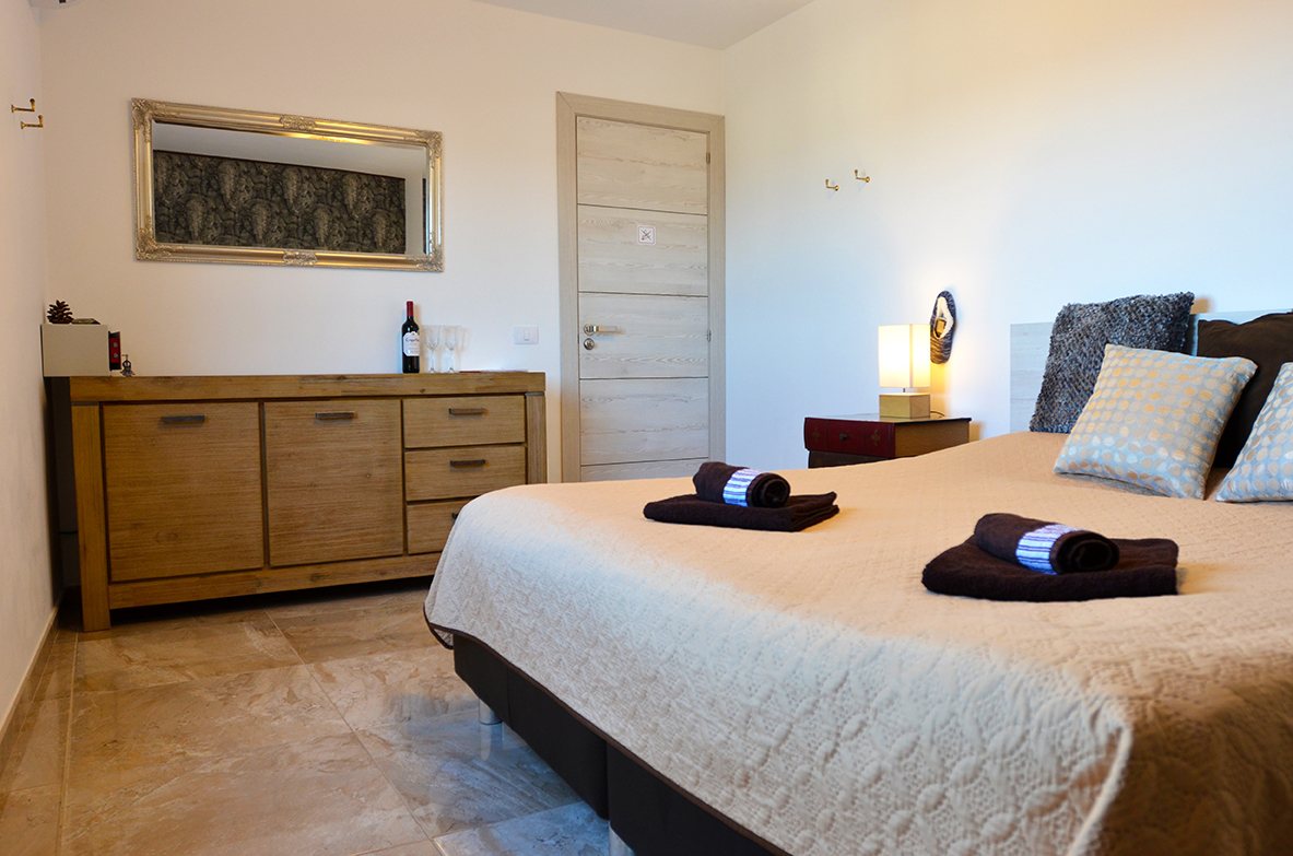 Ocean Room — photo 011