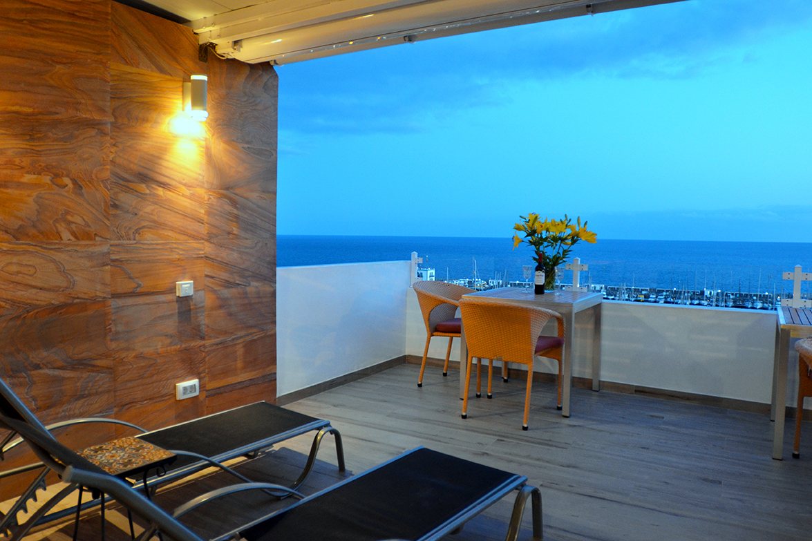 Shared rooftop terrace & kitchen — photo 101